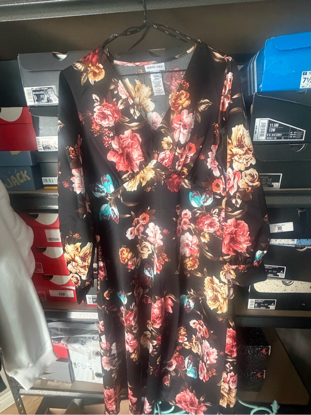 Kate & Ivey Black Floral V-Neck Long Sleeve Midi Dress